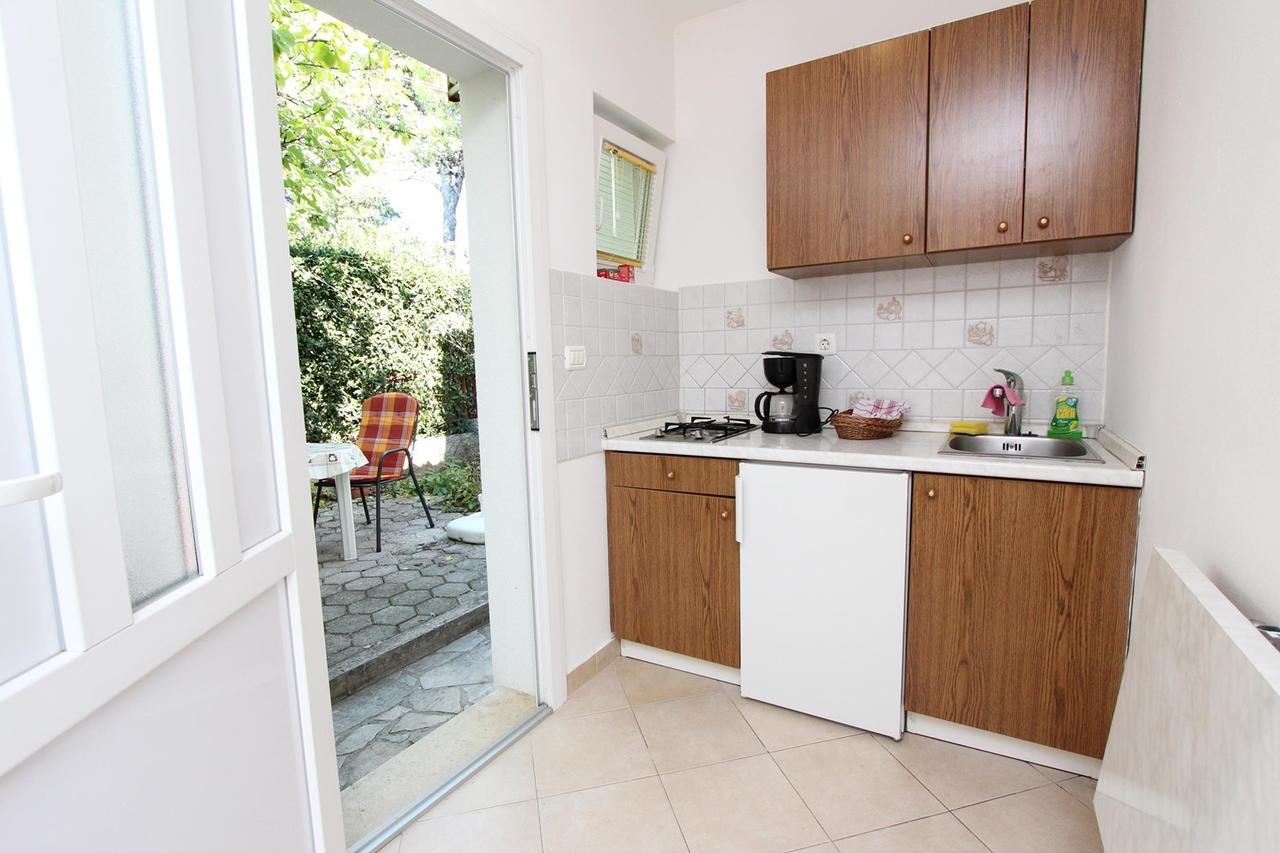 Apartments Tara Rovinj Bagian luar foto