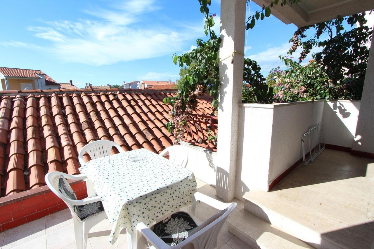 Apartments Tara Rovinj Bagian luar foto