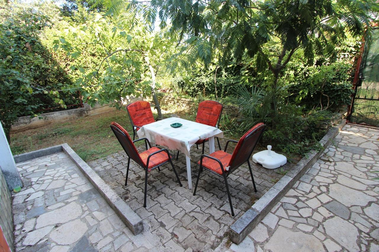 Apartments Tara Rovinj Bagian luar foto