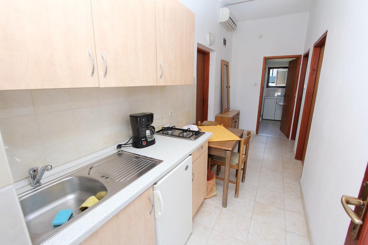 Apartments Tara Rovinj Bagian luar foto