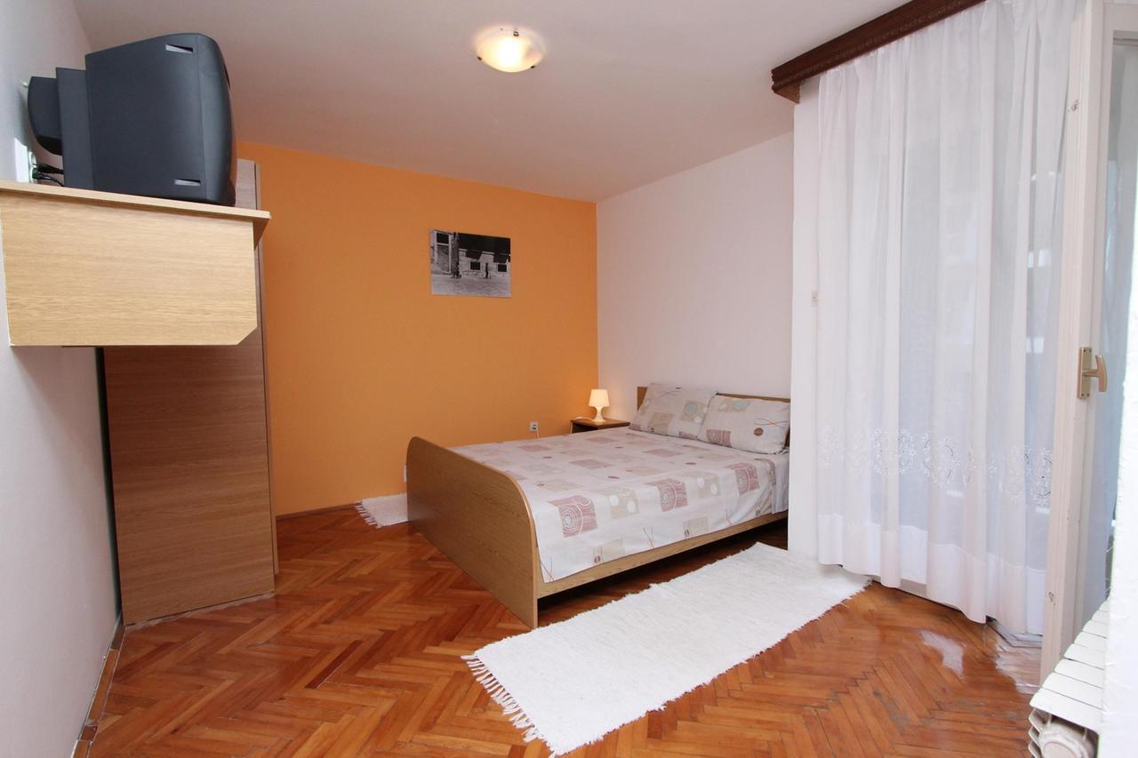 Apartments Tara Rovinj Bagian luar foto